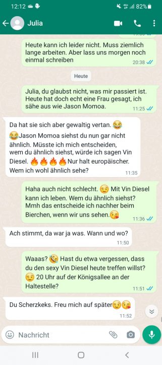 julia chat